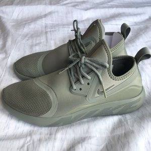 BRAND NEW Nike shoes